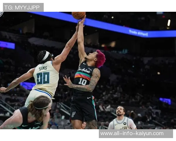 雄鹿客战马刺库兹马因病出战成疑场均125分47板表现引关注